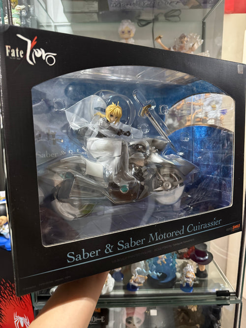 GOOD SMILE COMPANY 1/8 Saber & Saber Motored Cuira